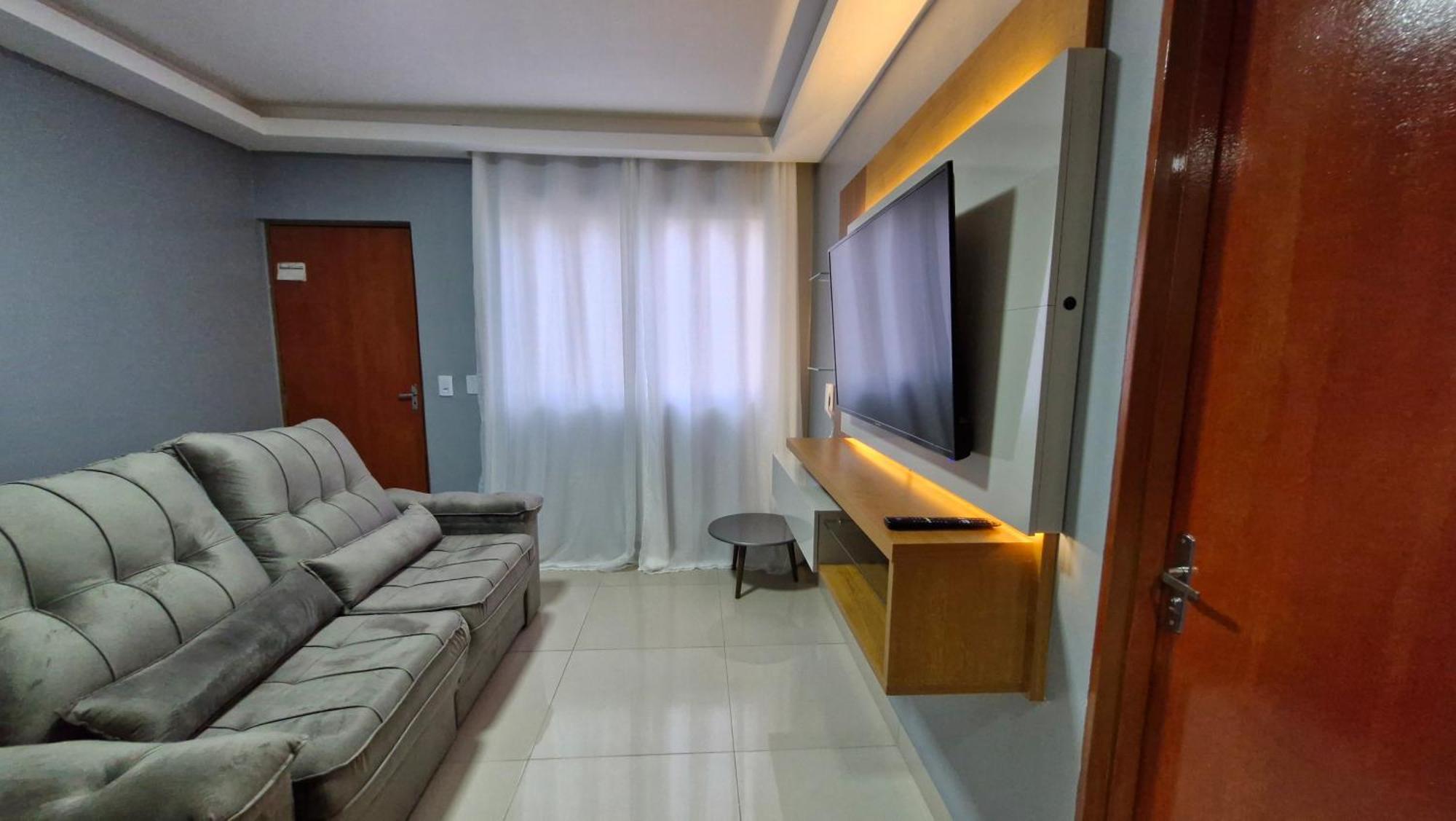 Decorado 23-e 2 Qts Com Ar-condicionado
